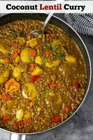 Creamy Jamaican Style Coconut Lentil Curry Green Lentils Cooked In An Aromatic Coconut Curry Lentil Curry Recipes Lentil Curry Coconut Lentil Curry