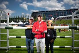 Martin fuchs ist ein schweizer springreiter martin fuchs swiss show jumper. Vater Thomas Fuchs Uber Seinen Sohn Martin Damals Dachte Ich Er Wird Es Nie Lernen