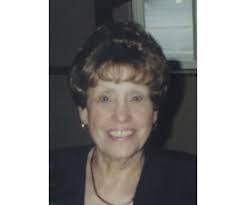 Betty Thibodeaux's Instagram, Twitter & Facebook