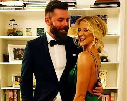 Córka lary gessler i jej partner najwyraźniej planują pójść w ślady majdanów i nie zdecydują się na ciężarna lara gessler hasa na golasa po mokotowskiej w nowej sesji zdjęciowej (zdjęcia). Malzenstwo Lary Gessler Przezywa Kryzys Viva Pl