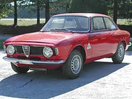Alfa romeo giulia gta and its extreme version, giulia gtam, will be built in a limited edition of only 500 units. Alfa Romeo Gta Wikipedia