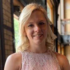 Laurie Romine's Instagram, Twitter & Facebook