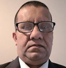 We're putting up the ceiling molding & preparing to do a wainscoting