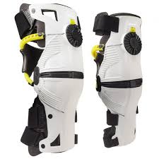 4.8 out of 5 stars 27 ratings. Mobius X8 Braces White Yellow Probikeshop