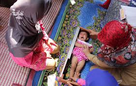 Sedangkan definisi stunting menurut kementerian kesehatan (kemenkes) adalah anak balita dengan nilai setelah persalinan apabila bayi mulai mengisap payudara, maka produksi asi bertambah secara cepat. Darurat Stunting
