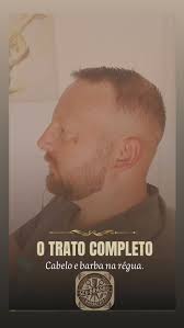 Não tem sensação melhor do que sair da cadeira com o visual 100% renovado.  👊, Muita gente foca só no cabelo e esquece que uma barba bem feita é o que  molda o rosto e passa aquela imagem de respeito. ...