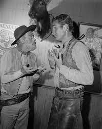 Paul Brinegar As Wishbone And Eric Fleming As Gil Favor In Rawhide Western Movies Western Film Eric
