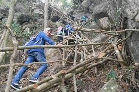 Objek wisata kekinian, terbaru & terhits dikunjungi wisatawan. Gunung Parang Pendakian Rekreasi Di Jalur Ferrata Tertinggi Di Asia Tenggara Di 2021 Asia Tenggara Gunung Mendaki