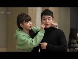 He speaks several languages including korean, english, japanese, mandarin and was learning cantonese prior to the burning sun scandal. Seungri Didn T Know About Park Bom S Appearance On Yg Future Strategy Office Youtube