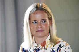 Jun 28, 2021 · riikka purra ei ole kuitenkaan sanonut asiaan vielä juuta eikä jaata. Riikka Purra Kertoo Huomenna Perussuomalaisten Puoluekokouksen Ehdokkuuksista Uutissuomalainen Keskisuomalainen