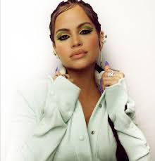 Natti Natasha Fans added a new photo.