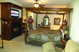 Последние твиты от nashville door (@nashvilledoor). Goshen 4 Main Bed Room Area Picture Of Cornerstone Inn Nashville Tripadvisor