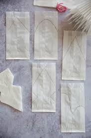 Diy Papiersterne Aus Butterbrottuten Sterne Aus Butterbrotpapier Basteln Weihnachten Sterne Basteln Fur Weihnachten