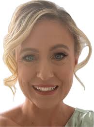 I'm so excited to welcome Alies Tang to our Saltwater team. Alies is a well  known local stylist who is the perfect fit for us. 🌈 Alies will be working 