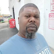 Rep your team. Mine is the Lakers 💜💛