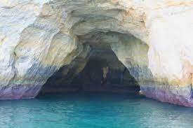 Awesome Sea Caves In Portimao Portugal Portimao Places To Visit Portugal