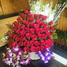 Birthday, love and romance, sympathy, get well, congratulations Send Birthday Flowers For Her In India Bouquet Delivery Same Day