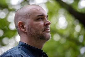 Vente illégale de gin tonic pour St-Hubert