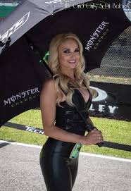 Promotional girls look fantastic in these unique outfits! Grid Girls Pit Babes Startseite Facebook