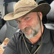 ✌🏼👅 💦 Finally joined the @rupaulsdragrace AS9 LIVE TOUR who's COMING!?