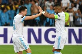 Find the latest florian thauvin news, stats, transfer rumours, photos, titles, clubs, goals scored this season and more. Europa League In Marseille Payet And Thauvin Take The Short Ladder For The World Cup