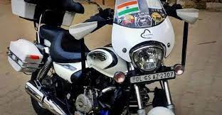 Custom accessories, budget modification, custom tanks etc. Bajaj Avenger Cruise Modified Into A Full Fledged Tourer Video