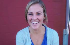 Lauren Lessard's Instagram, Twitter & Facebook