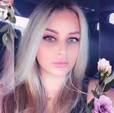 Desiree Coon's Instagram, Twitter & Facebook