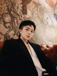 Sở hữu phong cách tomboy ngầu lòi cùng giọng hát ấn tượng, sự cá tính trong cách dẫn chương trình hãy cùng gonhub.com tìm hiểu thông tin tiểu sử ca sĩ gil lê là ai và những vấn đề xung quanh cuộc sống đời tư của cô ca sĩ này nhé. Gil Le La Ai Tiá»ƒu Sá»­ Sá»± Nghiá»‡p Ä'á»i TÆ° Tinh Cáº£m Cá»§a Ná»¯ Ca SÄ©