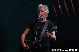 Pink floyd song writer roger waters slammed mark zuckerberg during a press conference recently, announcing that the facebook watch: This Is Not A Drill Roger Waters Tour 2020 Noch Politischer Pulse Spirit
