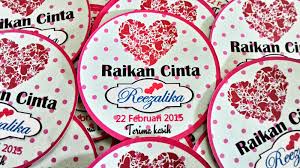 Kami cadangkan anda ukur kawasan yang hendak ditampal dengan. R Zgift Sticker Car Sticker