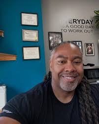 51 years old, where??????? 🎉🎂🥳🎈Happy Birthday to my  homie-lover-friend…a.k.a the best husband ever! Cakes, you bring life to my  life and I'm so glad you were born!! Happy Birthday, old guy 😝