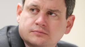 Sabotaged signs signal nasty finish