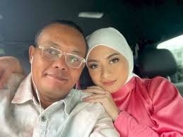 Jun 29, 2021 · nathalie holscher sendiri telah menanggapi isu video syur 20 detik ini dan menyebutnya sebagai sebuah fitnah. Fakta Baru Tersingkap Sule Dan Nathalie Holscher Ternyata Sudah Pernah Bercerai Indozone Id