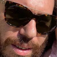 50+ profili “Manes”