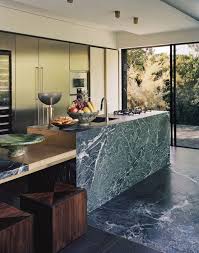 Une Villa Art Deco En Toscane Interieur Moderne De Cuisine Maison En Marbre Interieur De Cuisine