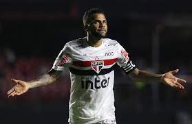 Maybe you would like to learn more about one of these? Daniel Alves Diz Que Veio Ao Sao Paulo Sabendo Dos Problemas E Avisa Que Nao Joga Em Outro Clube Do Brasil Lance