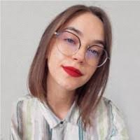 Luisa Schroeder's Instagram, Twitter & Facebook