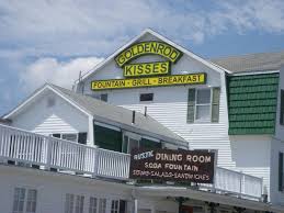 Raktažodžiai front, goldenrod, maine, restaurant, thunderbird, york, nuotraukos, vaizdai, neapmokestintos nuotraukos, fotografija, fotografijos, paveikslėlis, paveikslėliai, grafika, grafiniai paveikslėliai, vaizduojamojo meno spaudiniai, spaudinys, plakatas, plakatai, paveikslas. Goldenrod At York Beach Won T Open For Breakfast Due To Staff Shortage