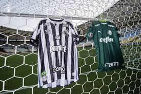 No dia 6 de março de 1958, santos e palmeiras fizeram no pacaembu aquele que recebeu a alcunha de jogo mais emocionante da história, o primeiro tempo acabou 5 a 2 para o santos, no segundo tempo, o palmeiras conseguiu virar o placar para 6 a 5, mas nos minutos finais o santos venceu o jogo por 7 a 6, com dois gols de pepe. Palmeiras Vence O Santos Nos Acrescimos E Conquista O Bicampeonato Da Libertadores Jovem Pan