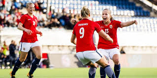 Fußballnationalmannschaft montenegros — montenegro црна. Norwegens Fussballverband Nff Bezahlt Fussballerinnen Und Manner Zukunftig Gleich Einzigartige Regelung Kolner Stadt Anzeiger