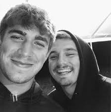 Izabella Troyer and Hunter Hintze's Wedding Website