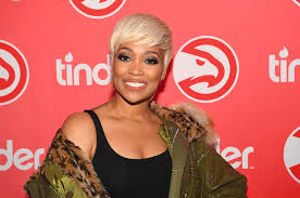 This week on instagram where all cool things happens, she called herself the kitchen beautician, showing a picture of herself with a fresh press and the knicks game kicking it with lala anthony. You Ll Never Guess Who Inspired Monica S New Purple Pixie