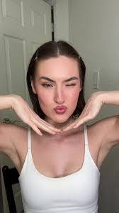 Lisa Dortch's Instagram, Twitter & Facebook