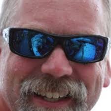 Adrian Lund (@adrianlund)