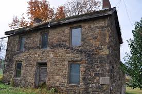 Old Stone Tavern Inn On Rt 40 Brier Hill Pa George Washington Slept Here By Sandy Chavarria Stone Houses Brier Hill Old Houses