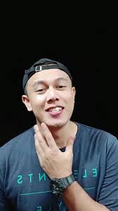 Lirik Hendri Pitoy Si Nona Siapo Namo