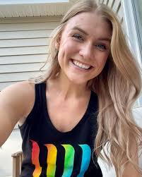 Brett Rountree's Instagram, Twitter & Facebook