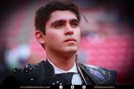 Fabián Barba y Gerardo Adame, valor ante una muy pobre entrada por Navidad  en La México