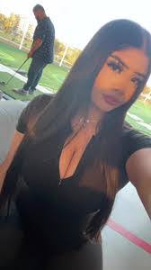 Alexis Romo's Instagram, Twitter & Facebook